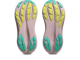 Women's ASICS Gel Nimbus 28 TR