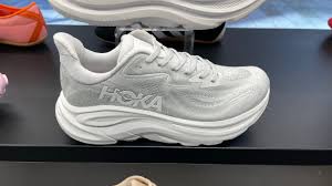 Women's Hoka Clifton 10