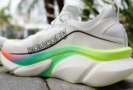 Women's Saucony Endorphin Elite 3
