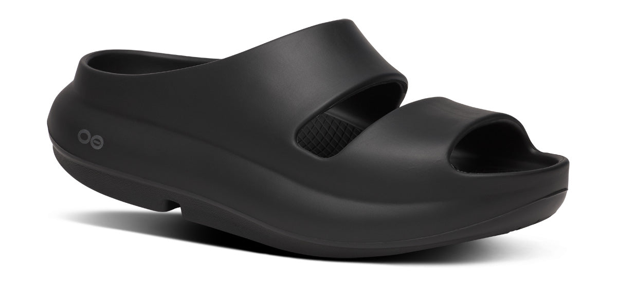 Oofos Ooyea unisex - Black