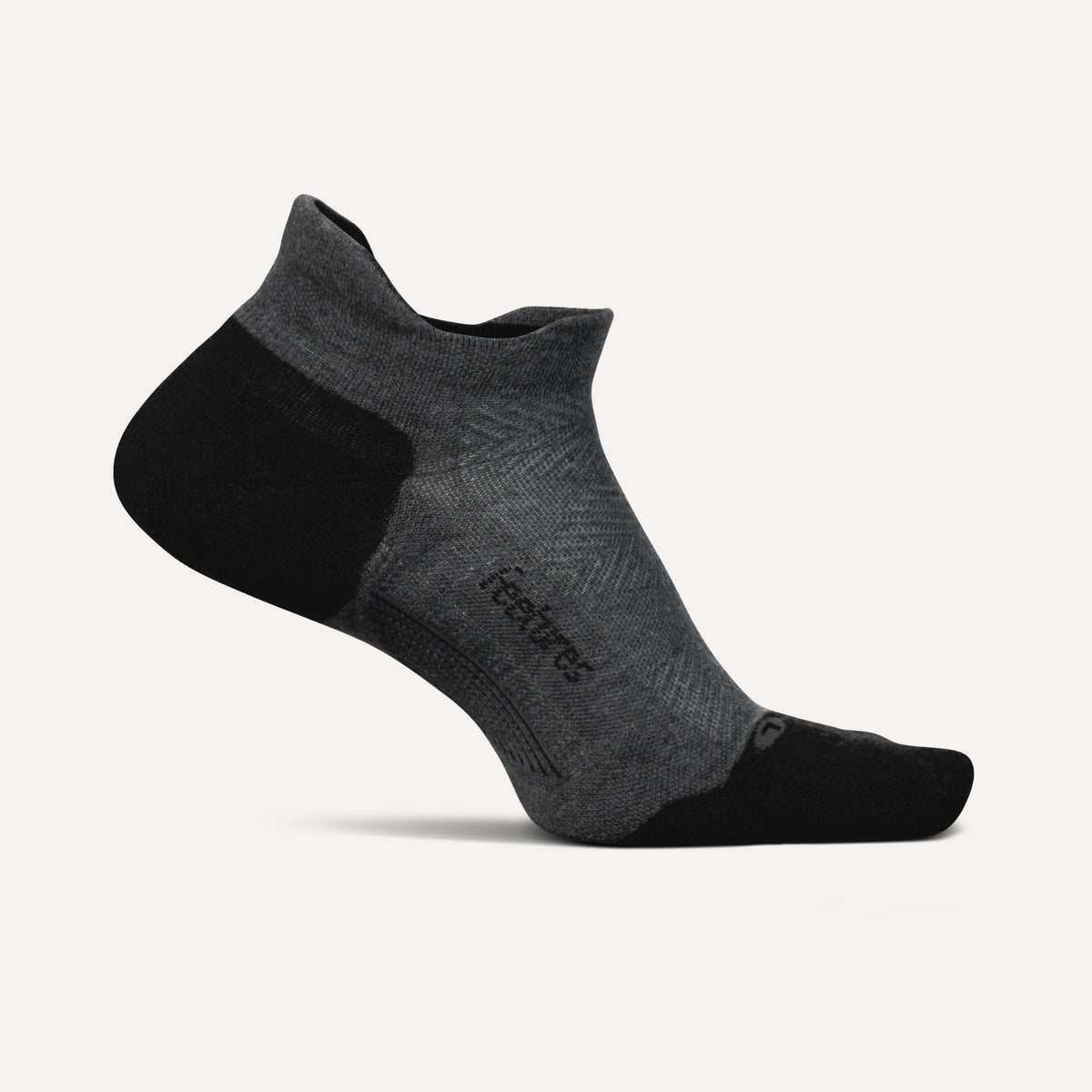 Feetures Elite Max Cushion Tab Socks - Gray