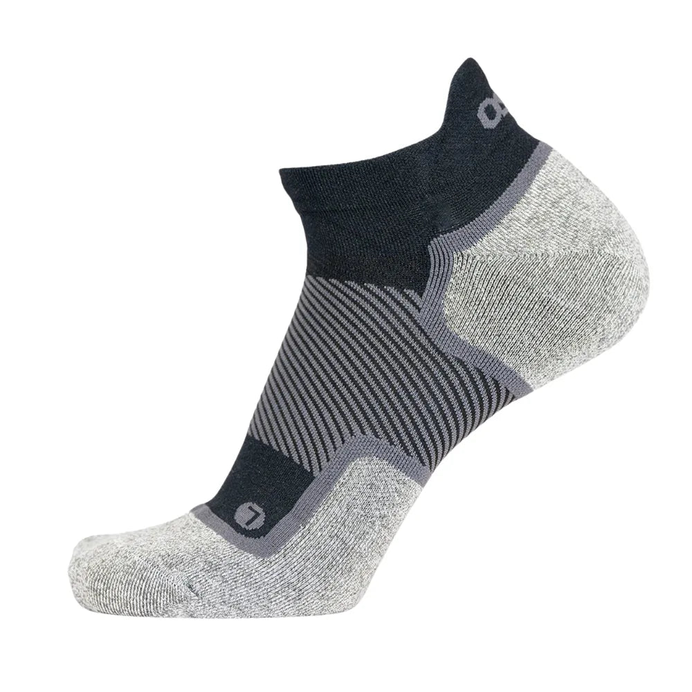 OS1st Wide Wellness No Show Socks - S / Black