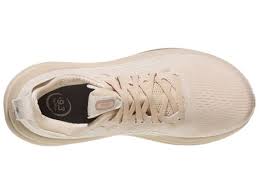Women's Asics Gel Nimbus 28