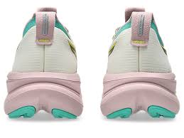 Women's ASICS Gel Nimbus 28 TR