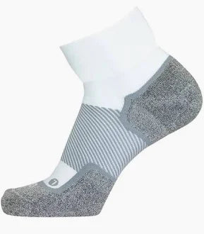 Os1st Wide Wellness quarter crew socks