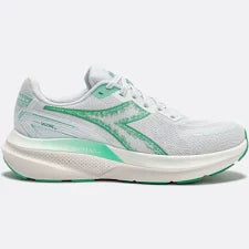 Women's Diadora Mythos Blueshield Vigore V